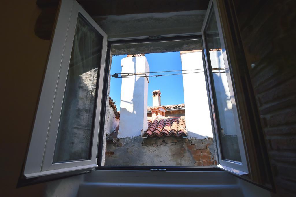 Antique Apartment Arsenale Rovinj Exterior foto