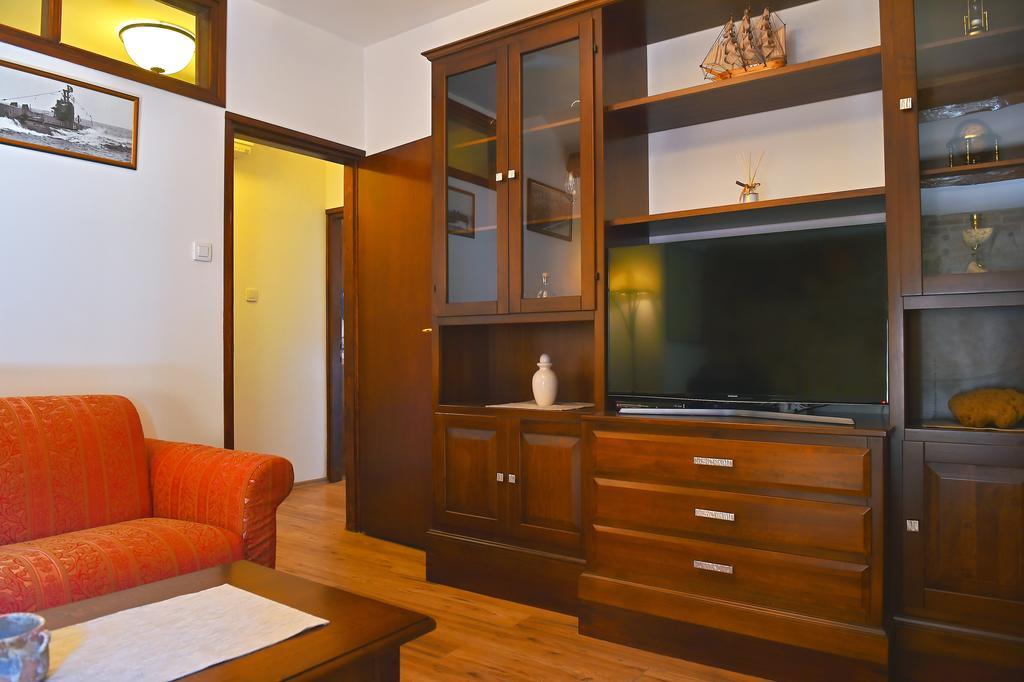 Antique Apartment Arsenale Rovinj Exterior foto